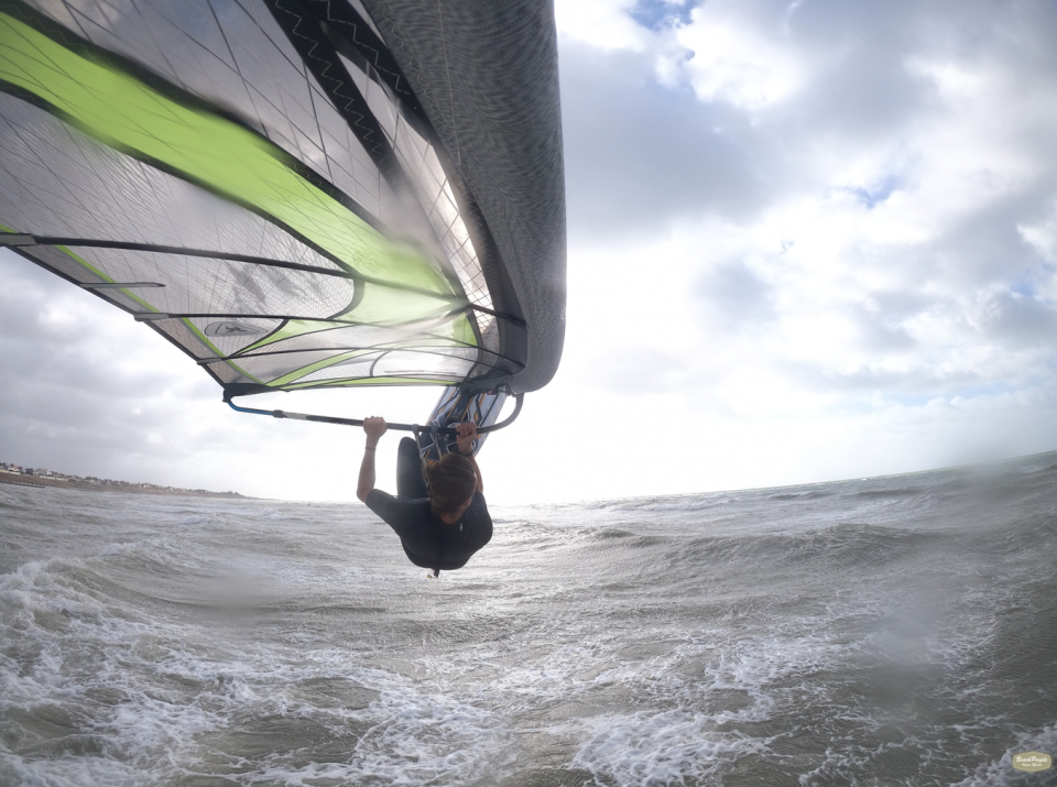 Posted 24th August in the Windsurfers GroupA couple of shots from David over in Bognor using a GoPro strapped to his mast